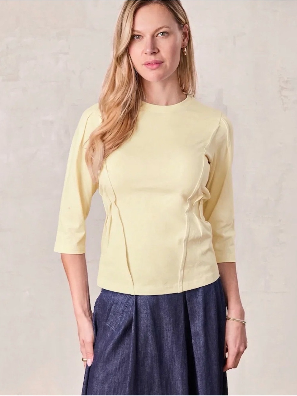 NWT Meli PLEAT SEAM T-SHIRT-BUTTER YELLOW Three-Quarter Sleeve Top size Large